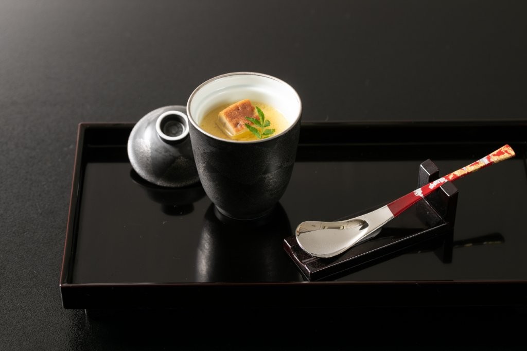 【総料理長おまかせ】おまかせ会席　フォアグラ茶碗蒸し